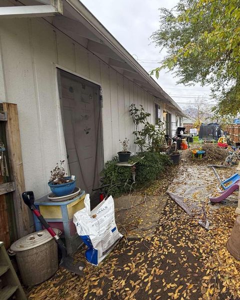 Tiny photo for 1960 Grandview Avenue, Medford, OR 97504 (MLS # 220212243)