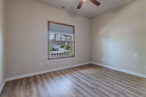 Tiny photo for 708 Isherwood Drive, Central Point, OR 97502 (MLS # 220219498)