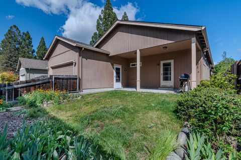 Tiny photo for 708 Isherwood Drive, Central Point, OR 97502 (MLS # 220219498)