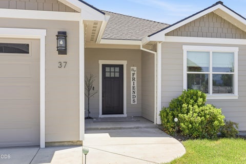 Tiny photo for 37 Terra Linda Court, Eagle Point, OR 97524 (MLS # 220223183)