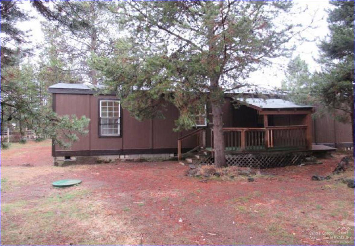 Pine Crest - Residential