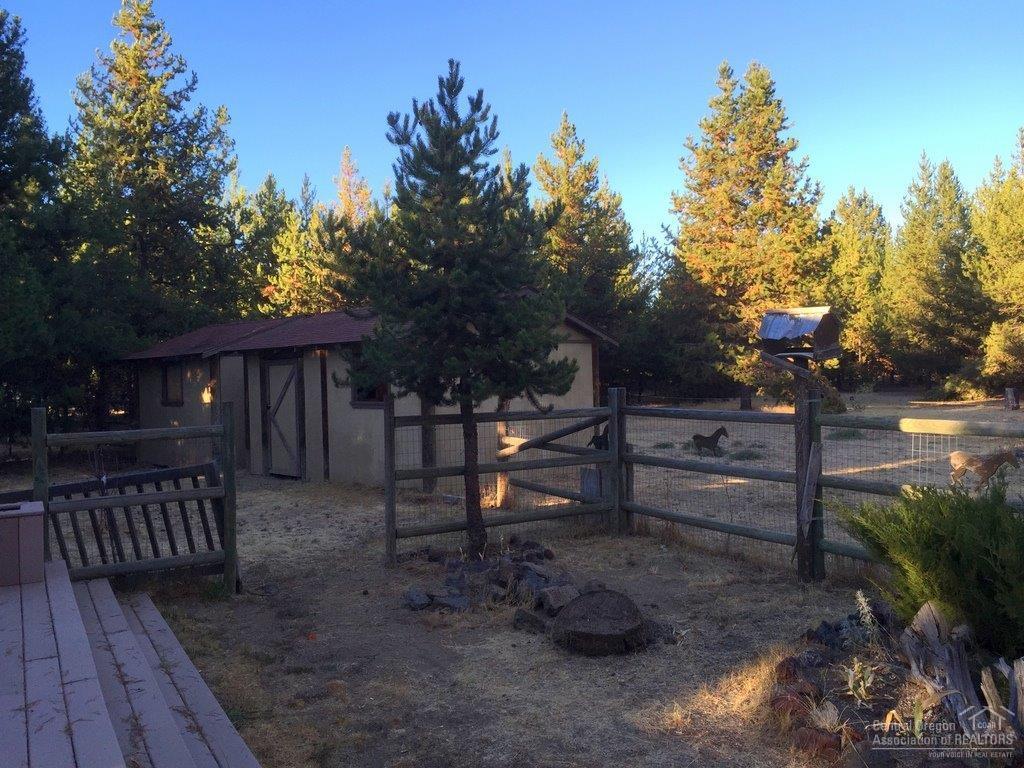 Pine Crest - Residential