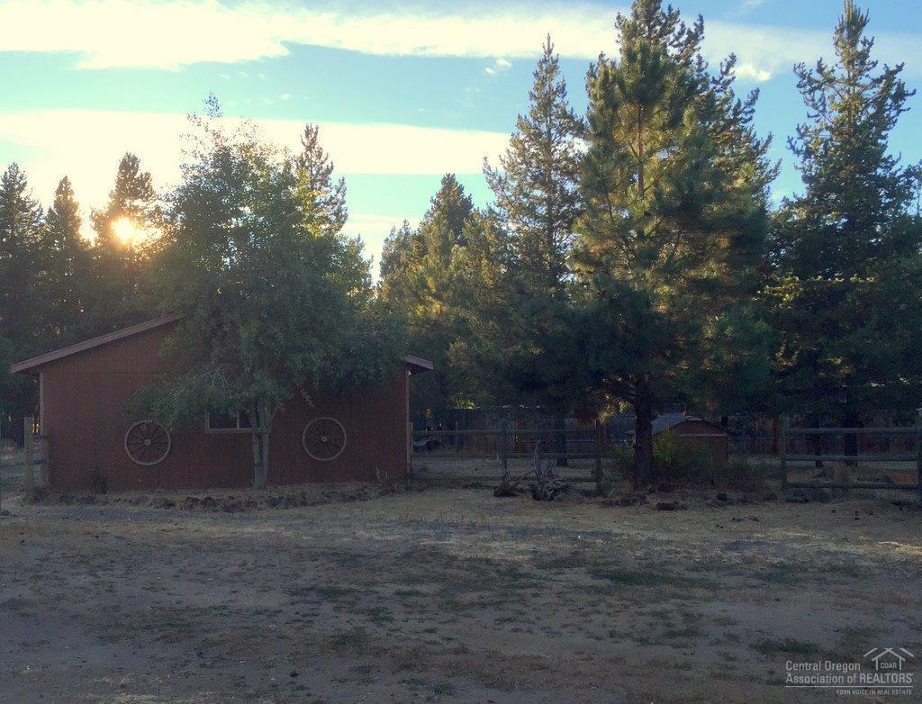 Pine Crest - Residential