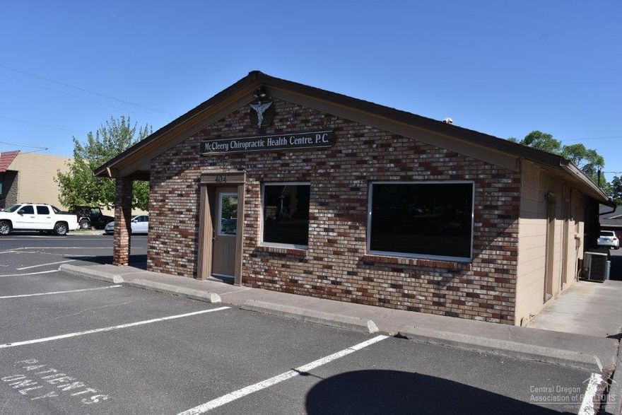 Single story stand alone retail building with plenty of off street parking. Currently used as a medical space and zoned CL-Commercial Limited.