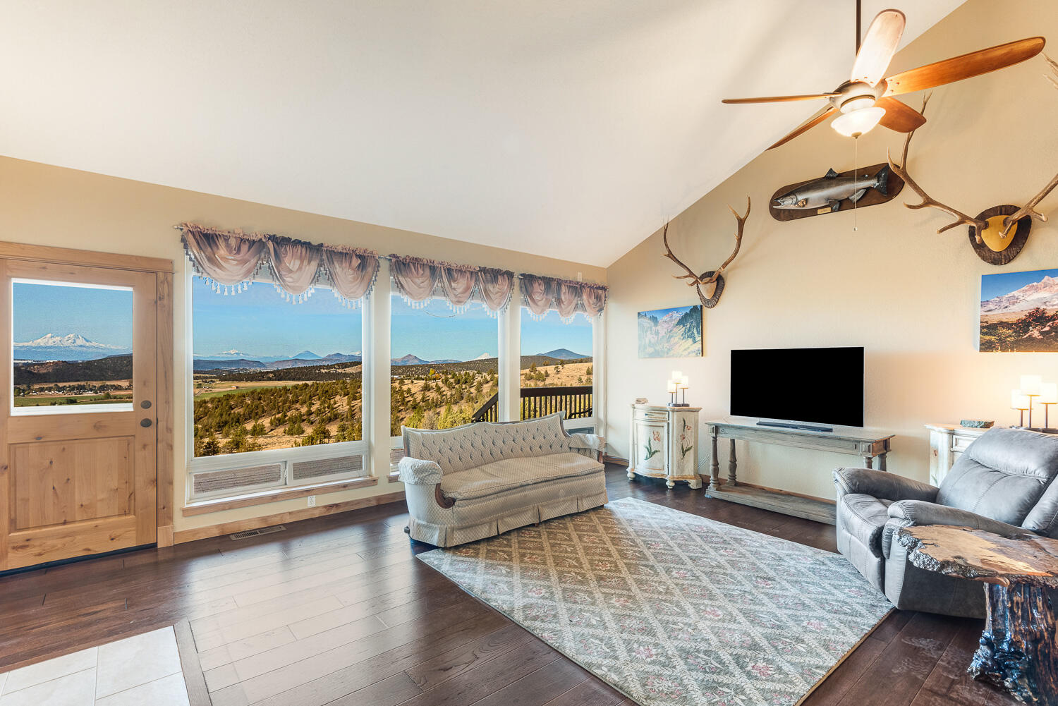 Meadow Ridge - Residential