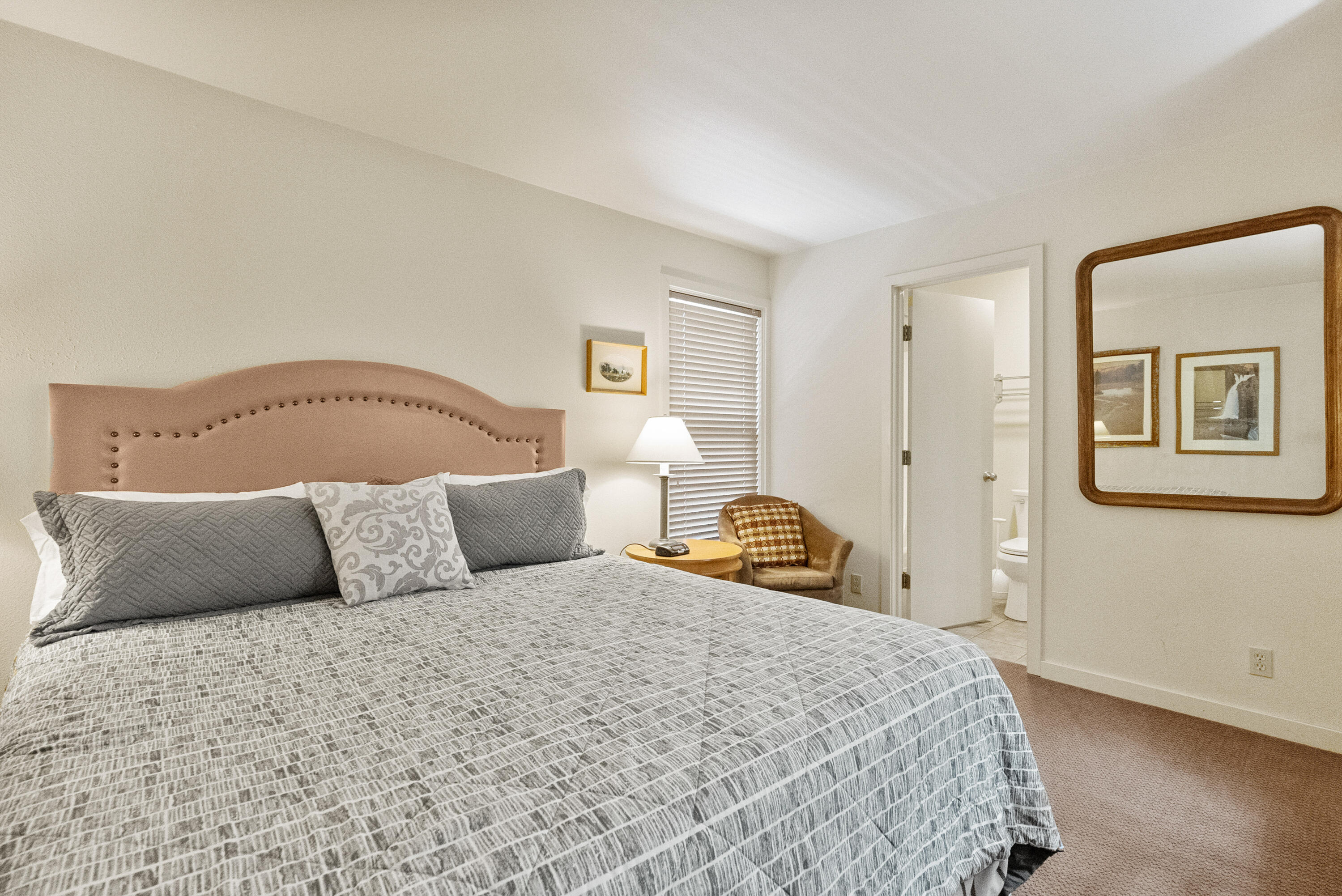 Inn Of The 7th - Residential