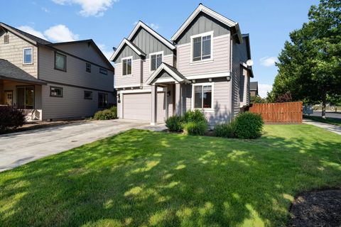 306 NW 29th Street Redmond OR 97756
