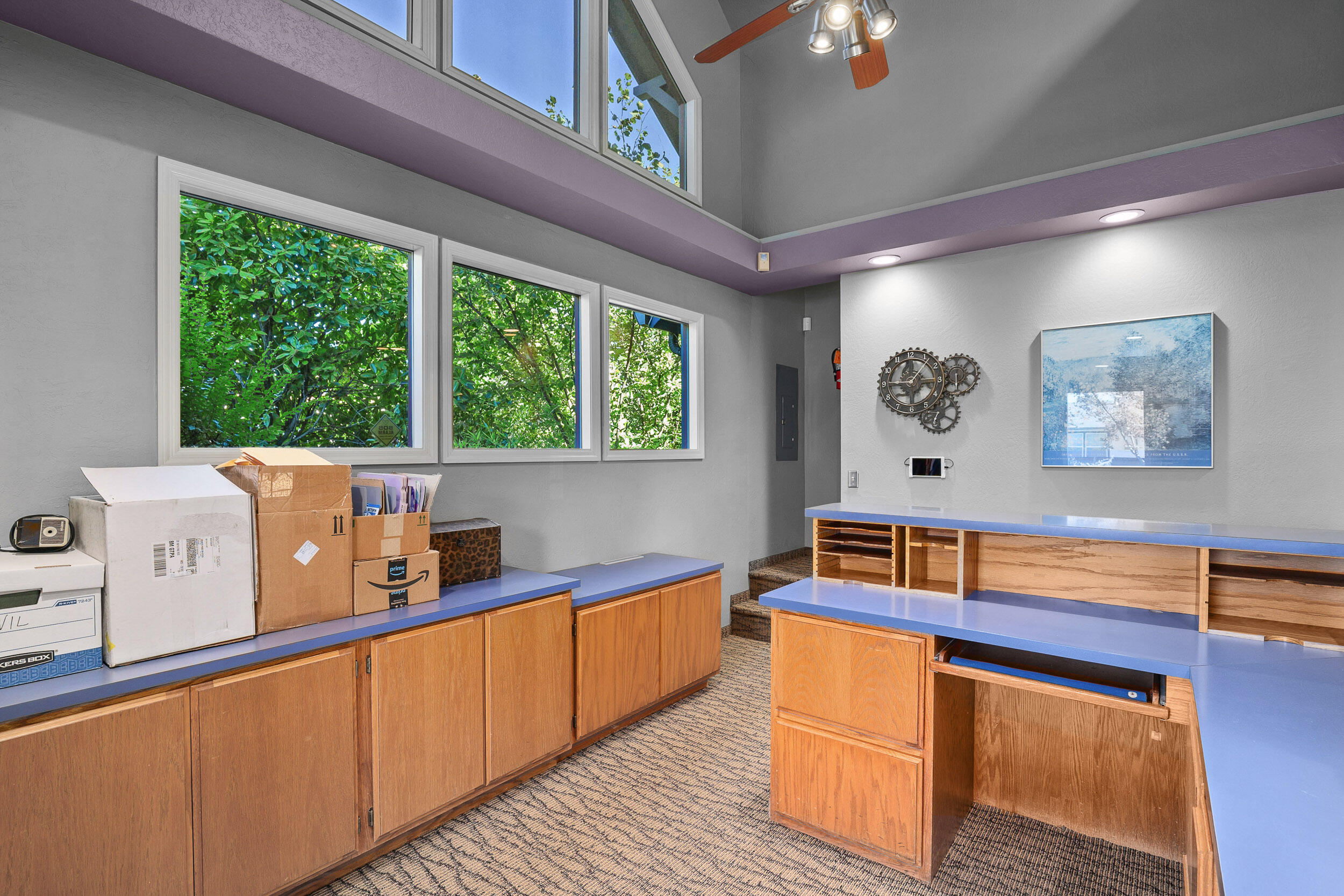 Bungalow Add Tog - Commercial Lease