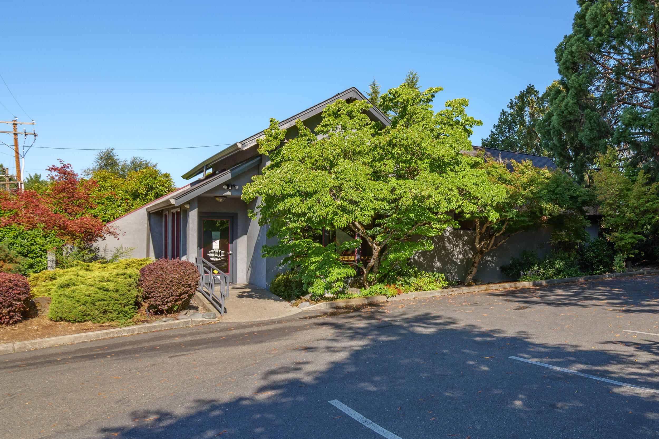 Bungalow Add Tog - Commercial Lease