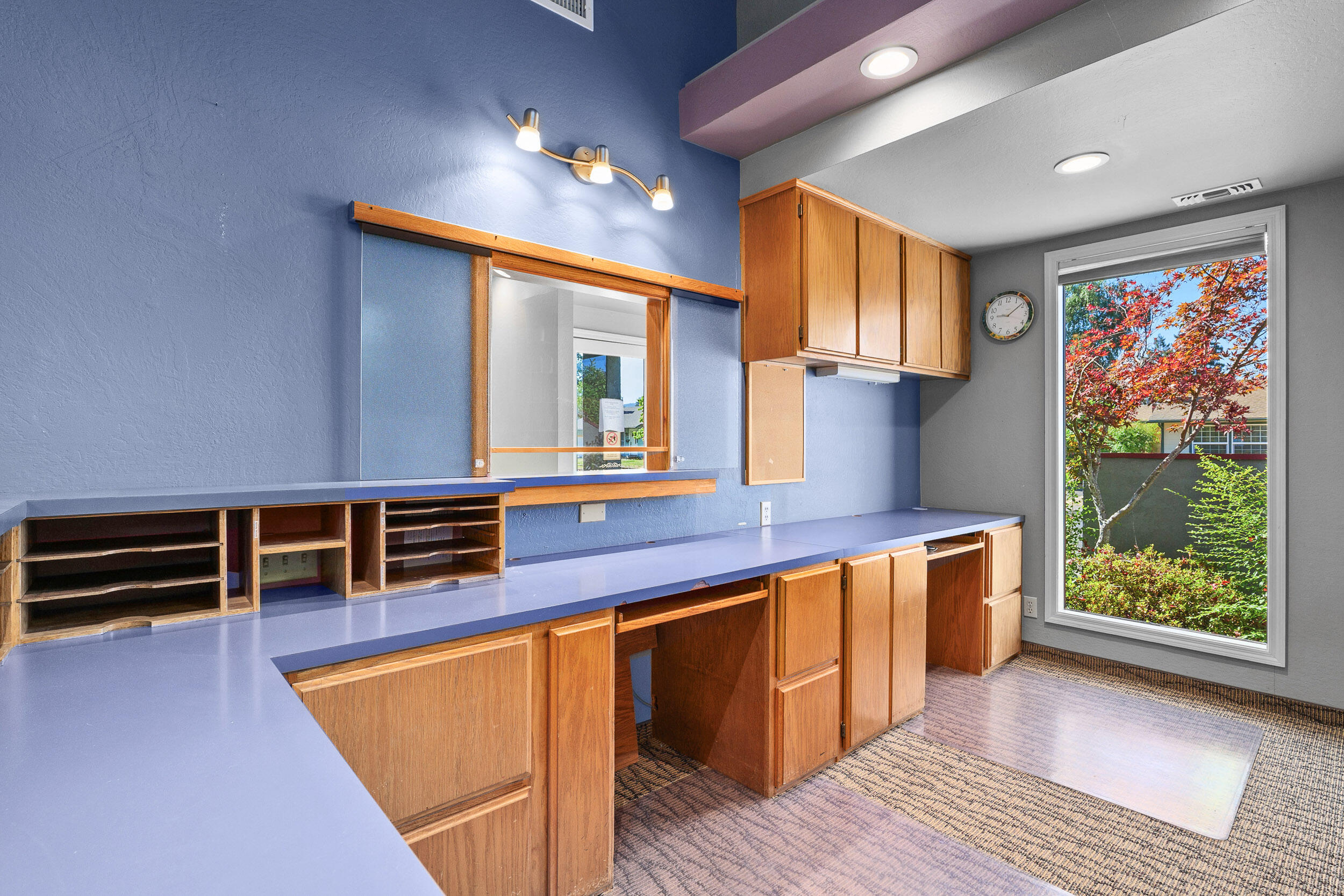 Bungalow Add Tog - Commercial Lease