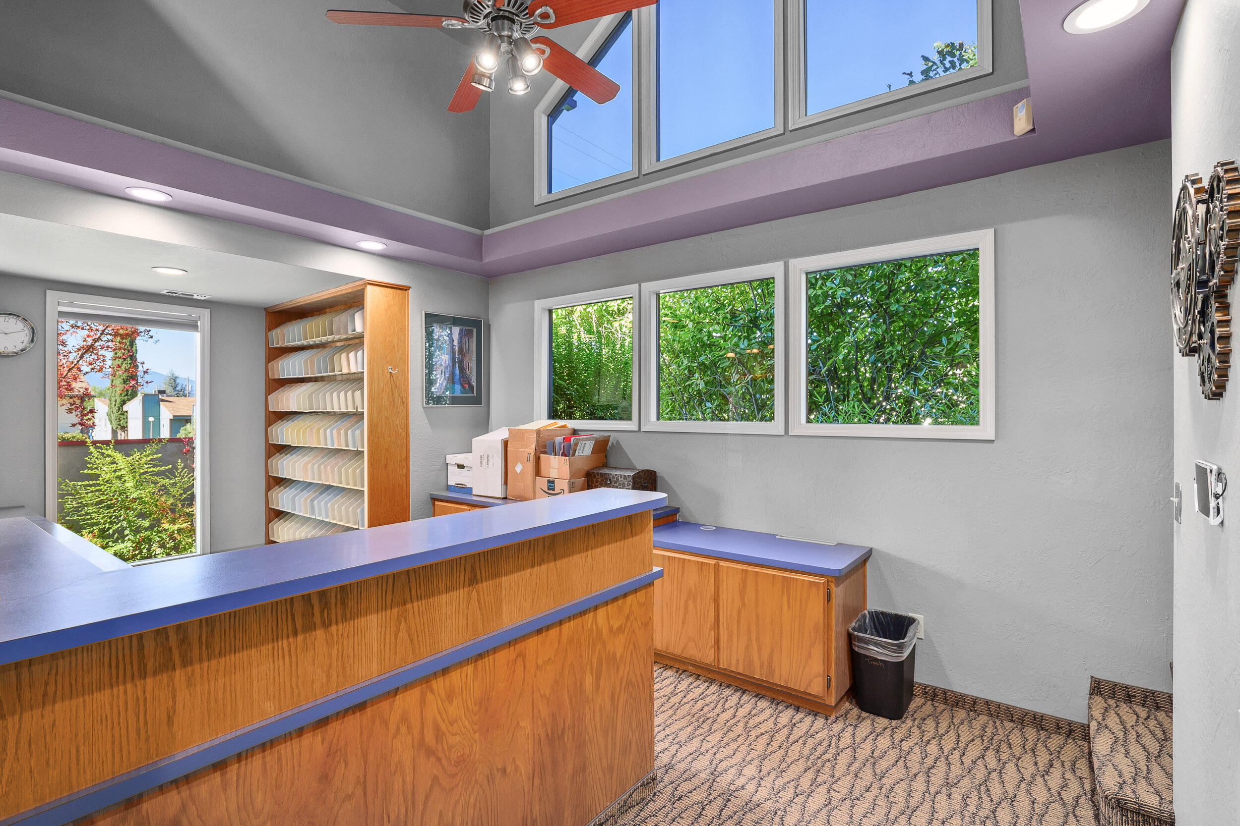 Bungalow Add Tog - Commercial Lease