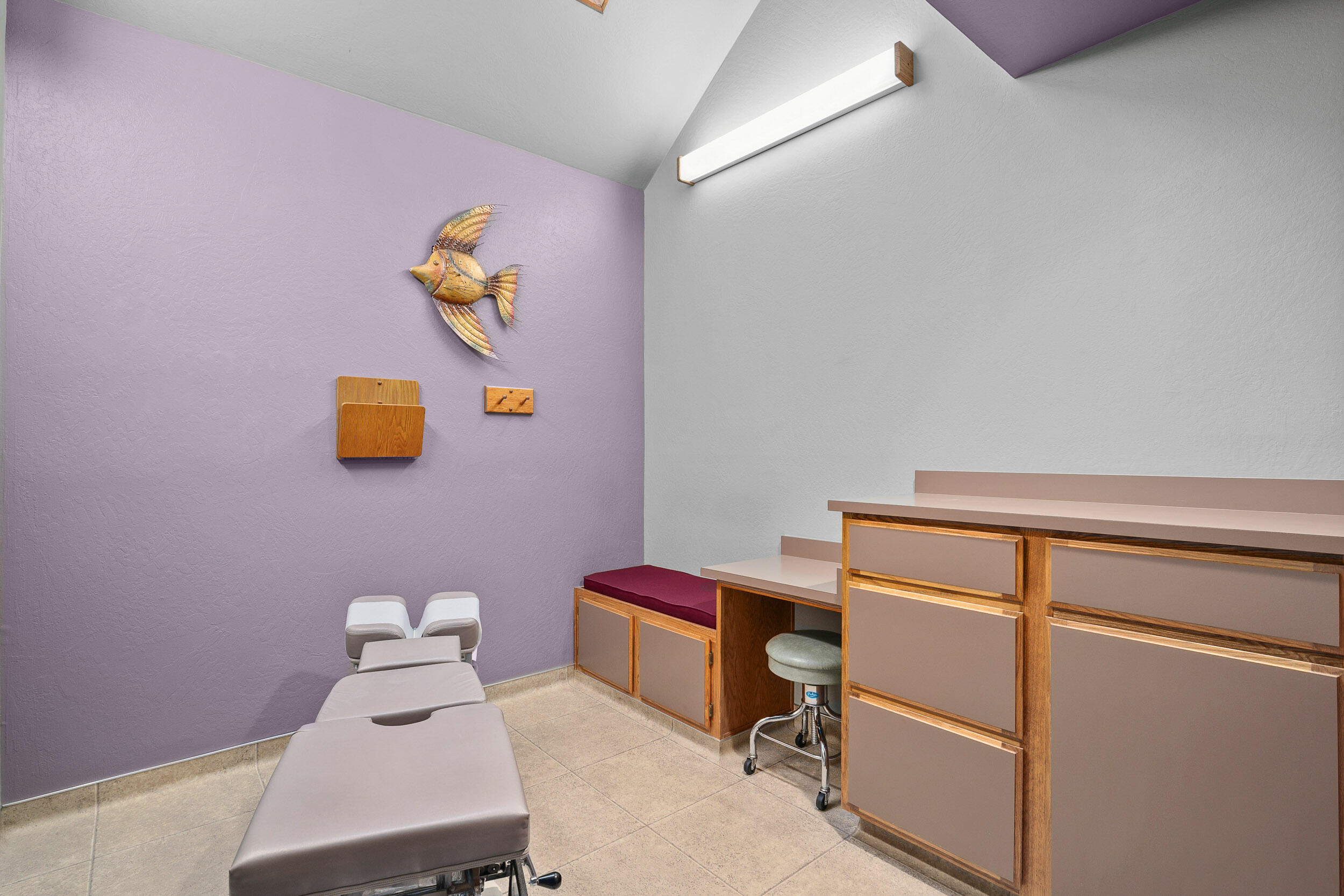 Bungalow Add Tog - Commercial Lease