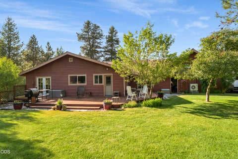 Tiny photo for 16191 Twin Drive, La Pine, OR 97739 (MLS # 220225480)