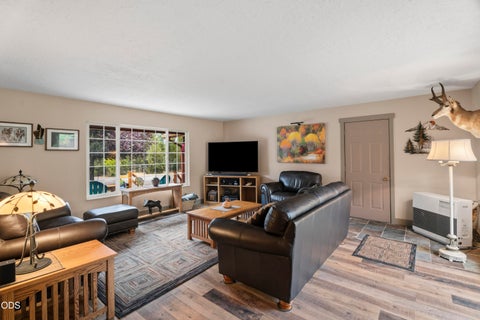 Tiny photo for 16191 Twin Drive, La Pine, OR 97739 (MLS # 220225480)