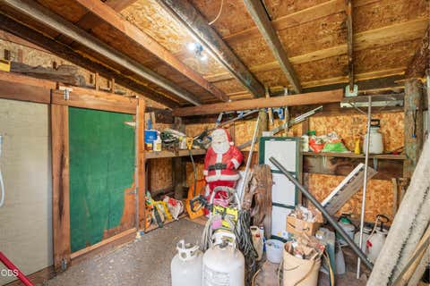 Tiny photo for 16191 Twin Drive, La Pine, OR 97739 (MLS # 220225480)
