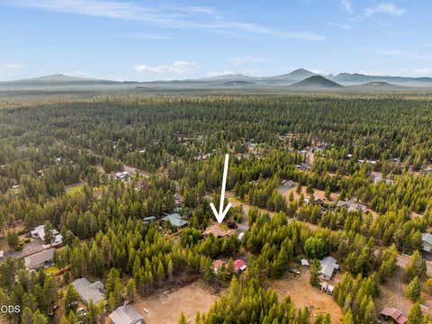 Tiny photo for 16191 Twin Drive, La Pine, OR 97739 (MLS # 220225480)