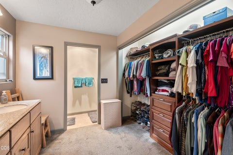 Tiny photo for 16191 Twin Drive, La Pine, OR 97739 (MLS # 220225480)