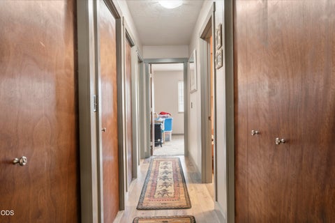 Tiny photo for 16191 Twin Drive, La Pine, OR 97739 (MLS # 220225480)