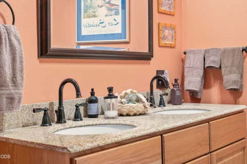 Tiny photo for 16191 Twin Drive, La Pine, OR 97739 (MLS # 220225480)
