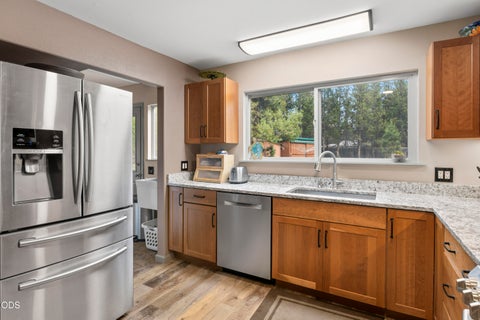 Tiny photo for 16191 Twin Drive, La Pine, OR 97739 (MLS # 220225480)