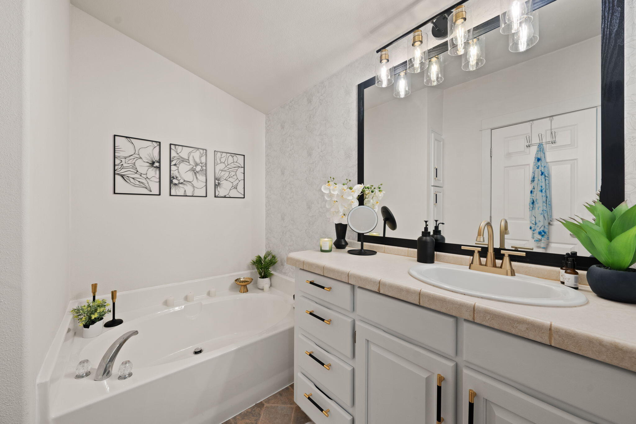 The Pines - Residential