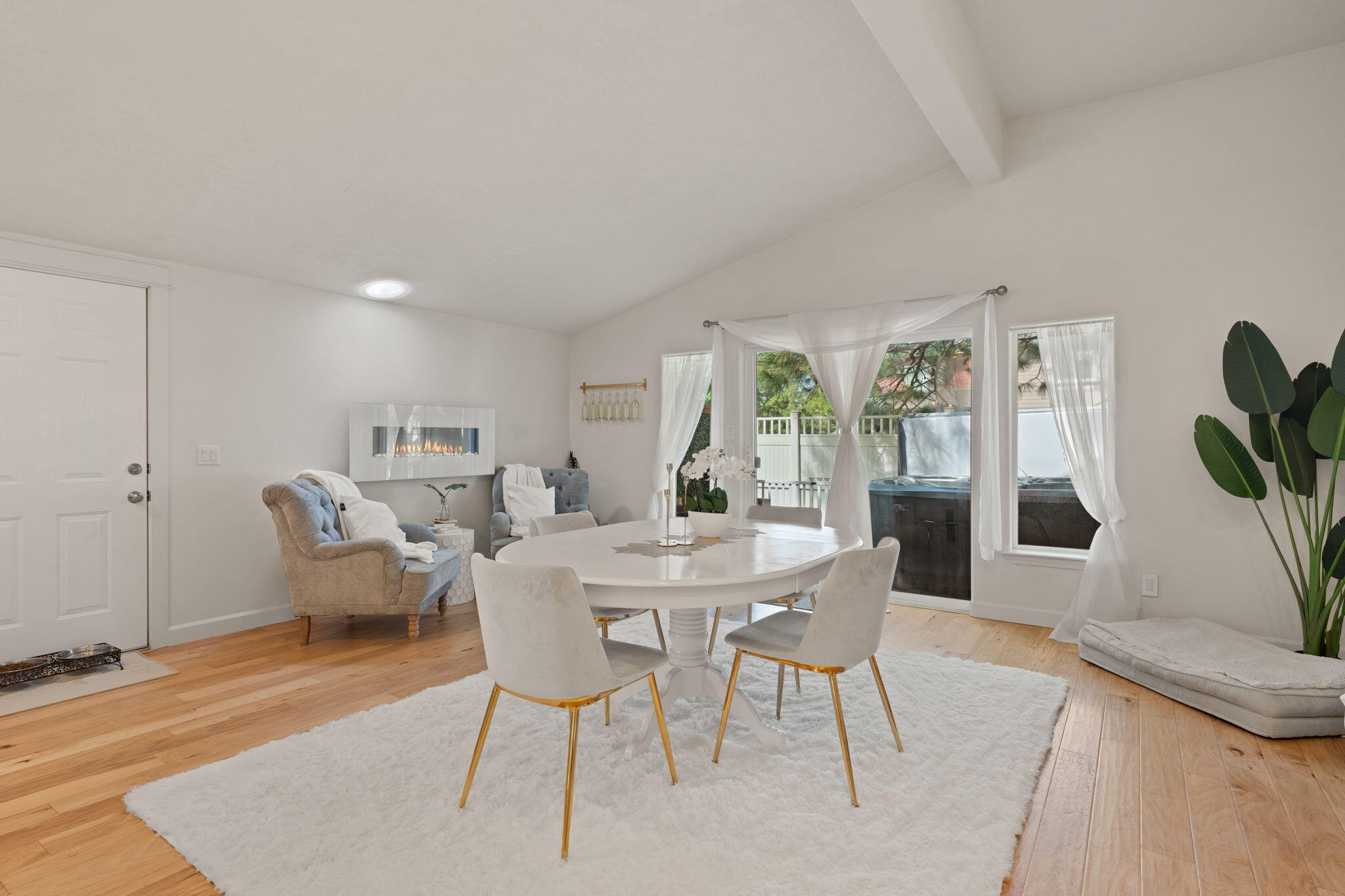 The Pines - Residential