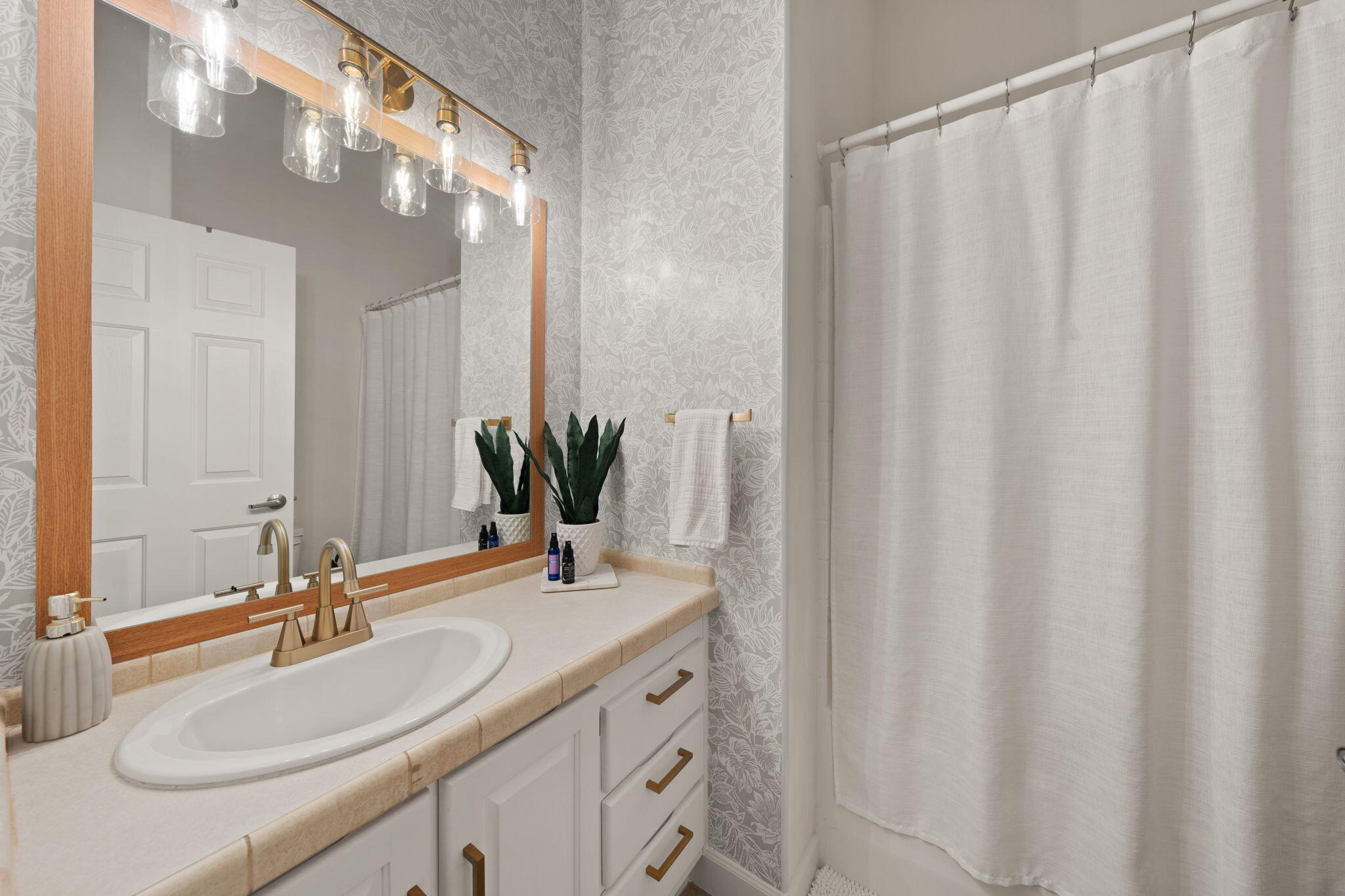 The Pines - Residential