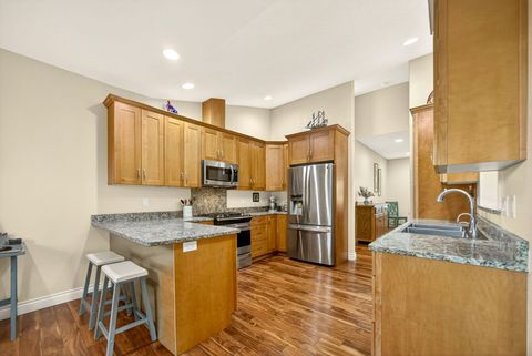 Tiny photo for 108 Oak Point Drive, Eagle Point, OR 97524 (MLS # 220210738)