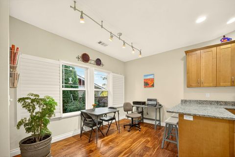 Tiny photo for 108 Oak Point Drive, Eagle Point, OR 97524 (MLS # 220210738)