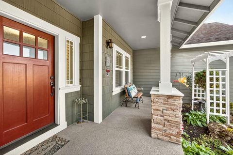 Tiny photo for 108 Oak Point Drive, Eagle Point, OR 97524 (MLS # 220210738)