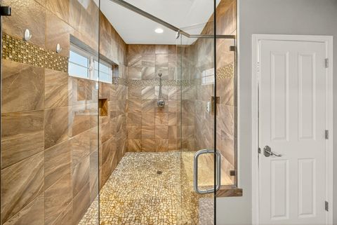 Tiny photo for 108 Oak Point Drive, Eagle Point, OR 97524 (MLS # 220210738)