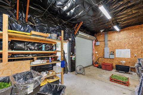 Tiny photo for 6534 Tunnel Loop Road, Grants Pass, OR 97526 (MLS # 220212517)