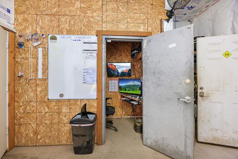 Tiny photo for 6534 Tunnel Loop Road, Grants Pass, OR 97526 (MLS # 220212517)