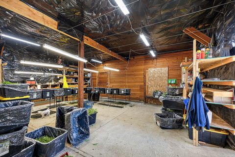 Tiny photo for 6534 Tunnel Loop Road, Grants Pass, OR 97526 (MLS # 220212517)