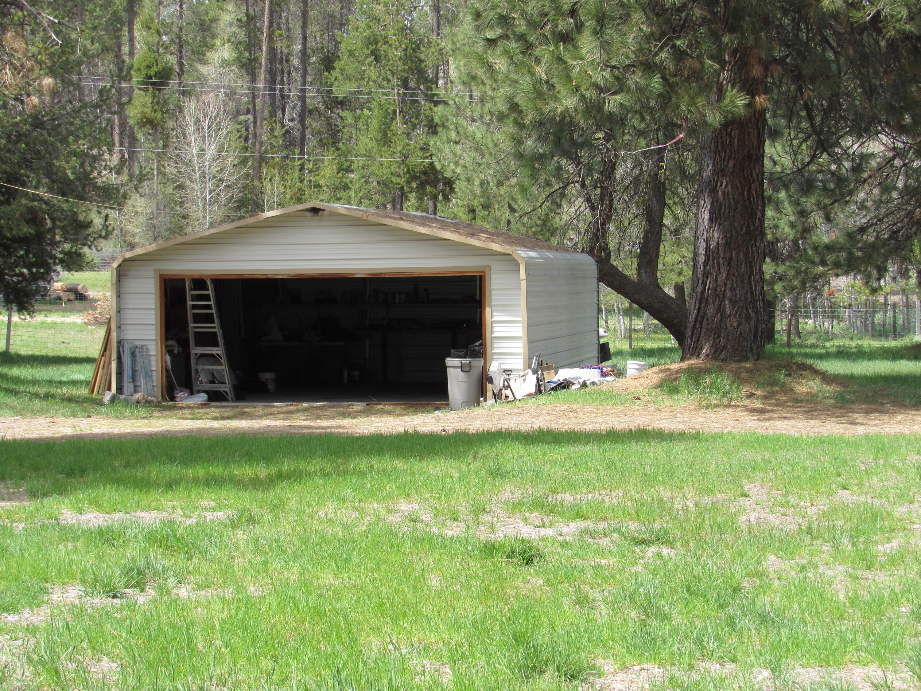 Rainbow Park On The Williamson - Residential
