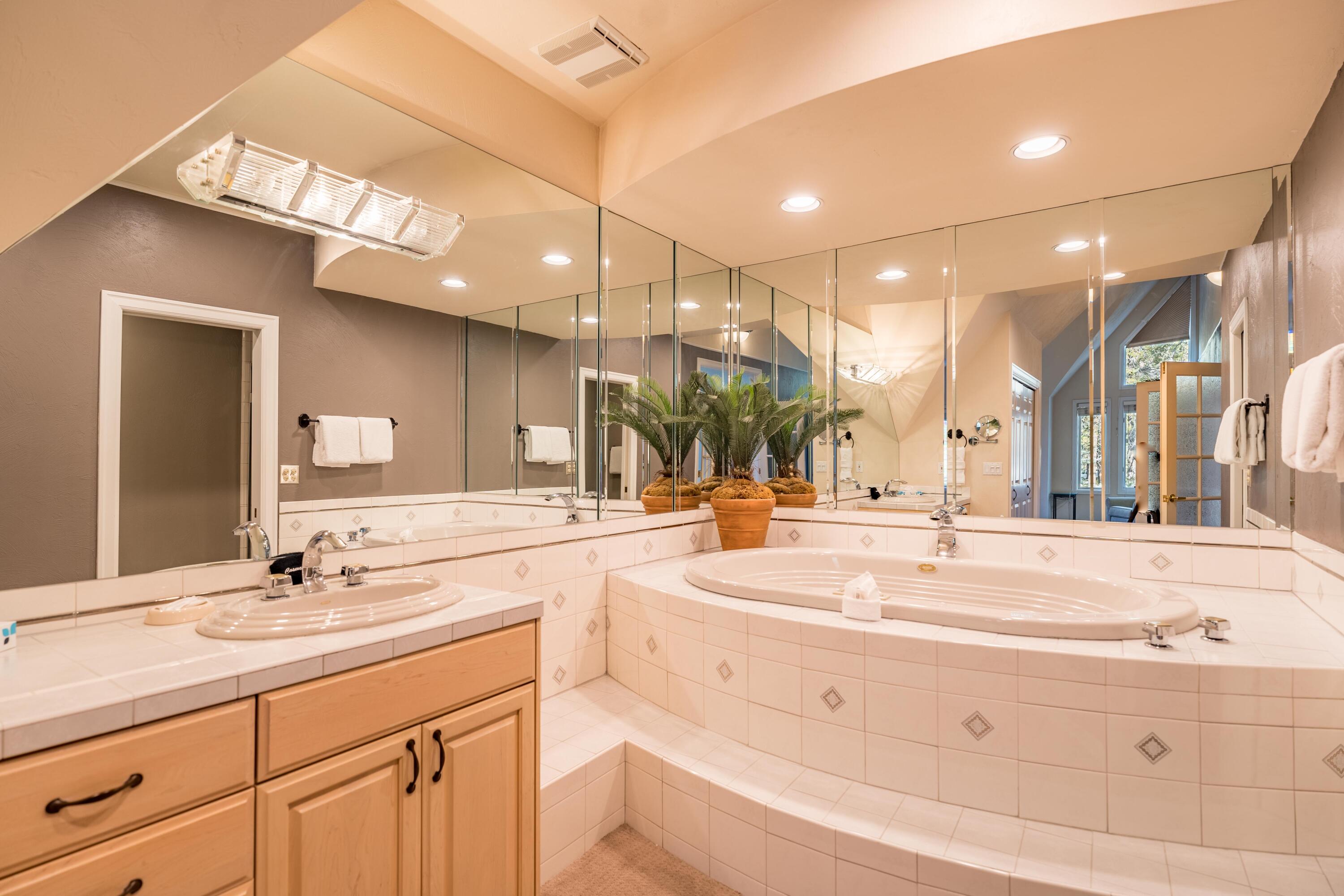 StoneTH - Residential