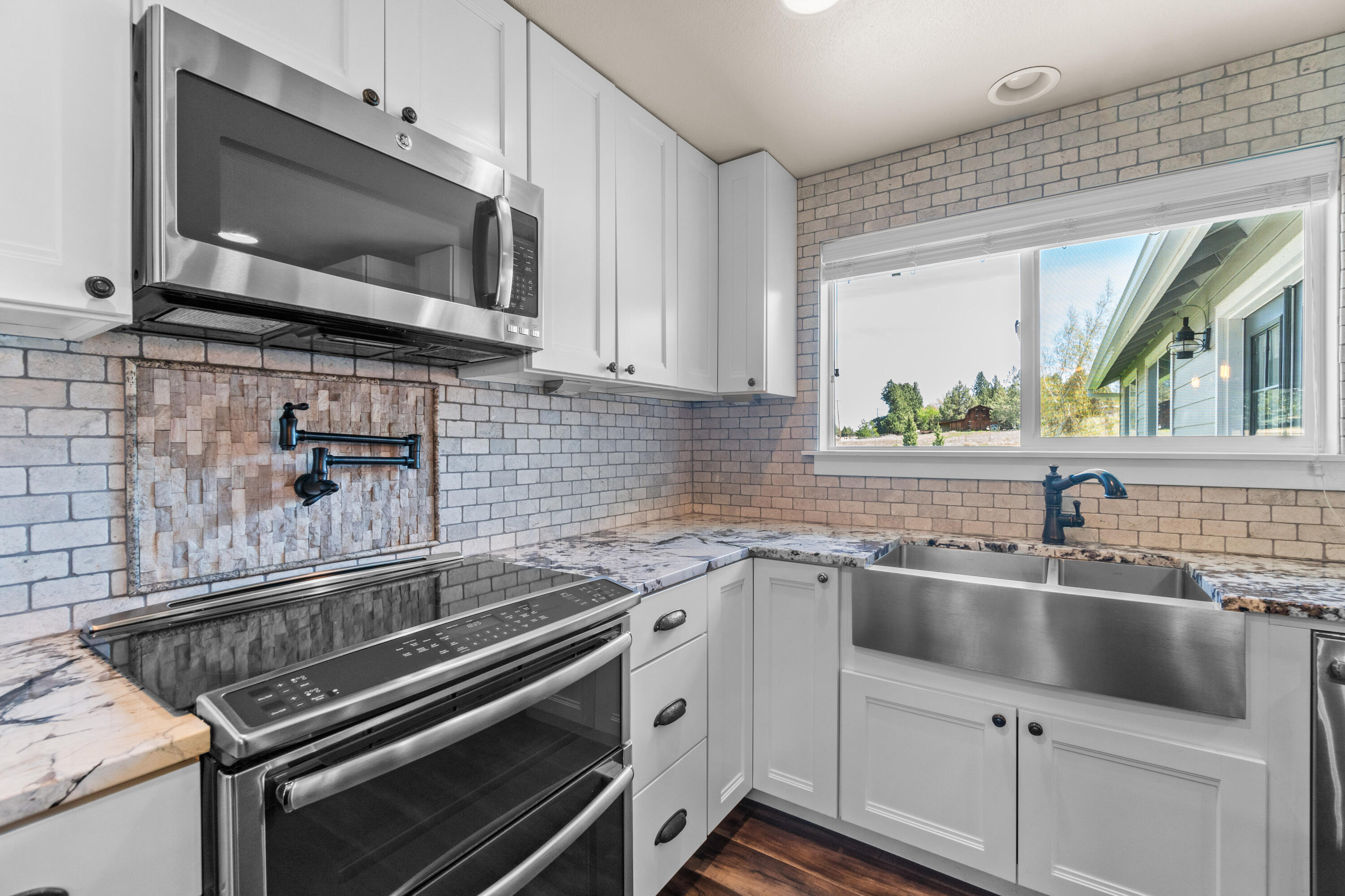 Dobbin Acres - Residential