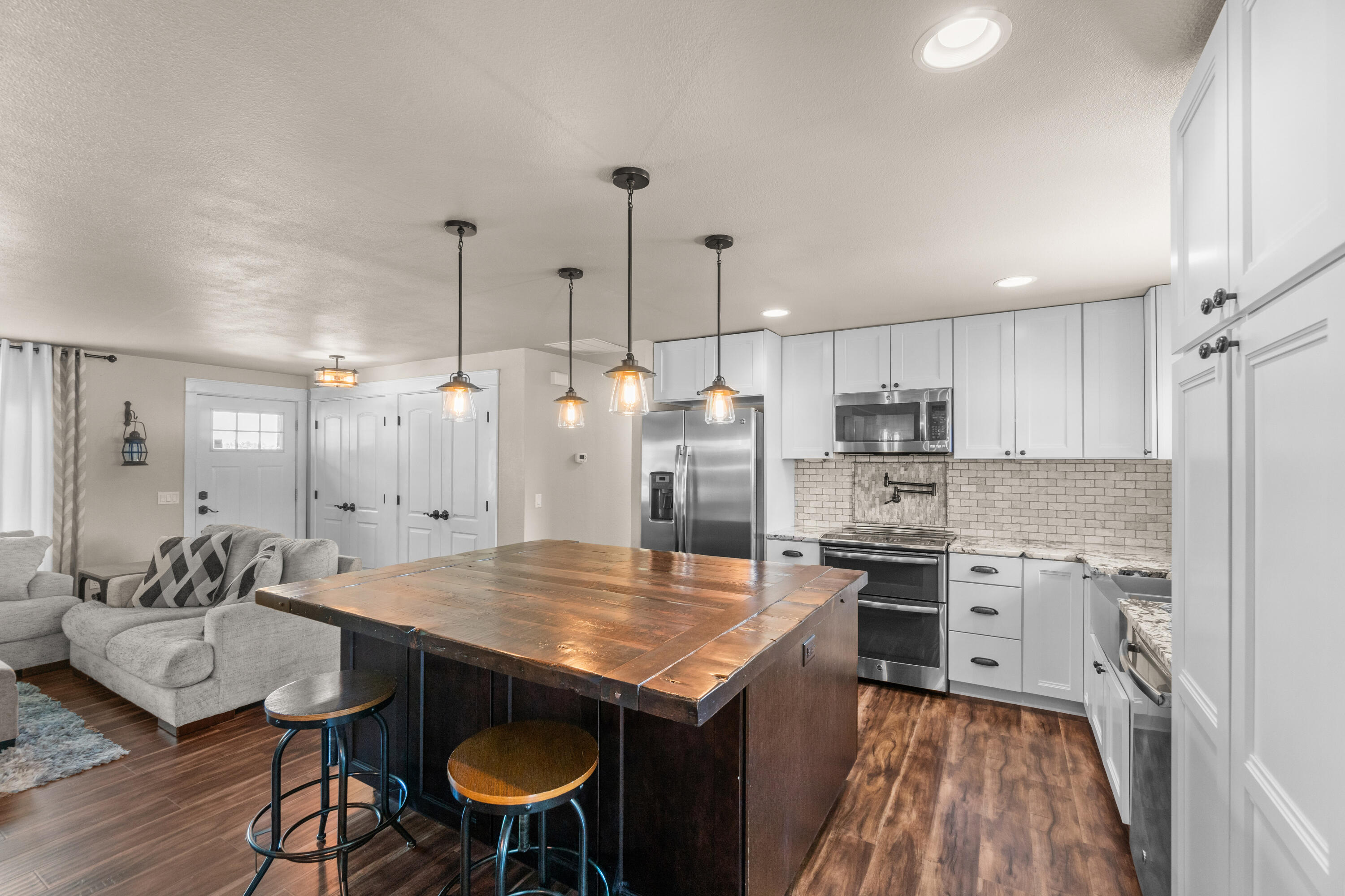 Dobbin Acres - Residential