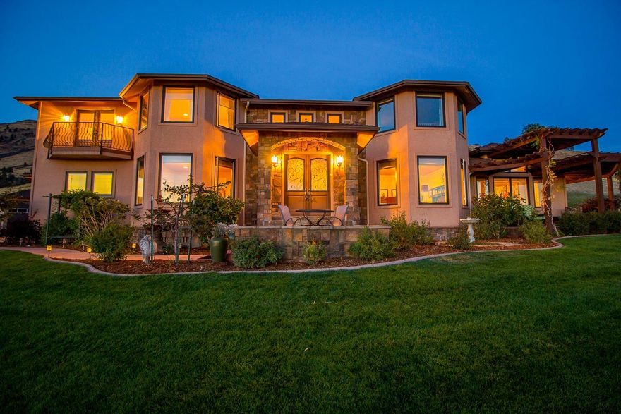 Do not miss the opportunity to tour this BEAUTIFUL custom-built home & breath taking views! Enjoy panoramic views of Mt Shasta, the Klamath Basin, City & even the tippy top of Mt. Mclaughlin from each room. Peacefully situated on 38.40 acres of the hillside, you feel as though you are in the country yet conveniently located near town & all amenities. This home is one of a kind featuring formal & informal living, formal dining, vaulted ceilings, wrought iron banister & cat walk above the entry leading to a loft /bonus room, with a bedroom & bathroom on one end, & a bedroom with private bathroom on the other, plus a personal seating area & balcony. Nice master on the main level with double closets, oversized walk-in tile shower, soaking tub, double vanity & personal access to the side patio. The Kitchen is every Chef's dream featuring granite counters,Lrg Island, tile floors, commercial grade 8 burner gas range & double oven with breakfast bar open to living room Custom covered patio,