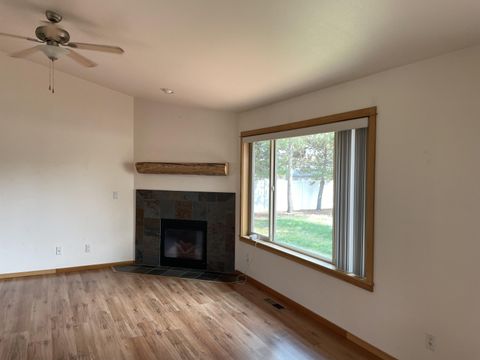Tiny photo for 16691 Oakridge Place, La Pine, OR 97739 (MLS # 220213055)