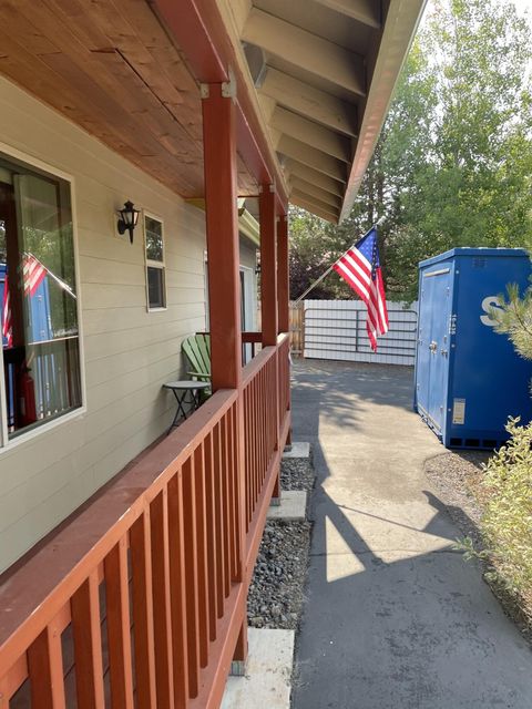 Tiny photo for 16691 Oakridge Place, La Pine, OR 97739 (MLS # 220213055)