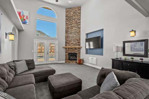 Tiny photo for 1981 Bluegrass Drive, Central Point, OR 97502 (MLS # 220226622)