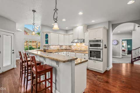 Tiny photo for 1981 Bluegrass Drive, Central Point, OR 97502 (MLS # 220226622)