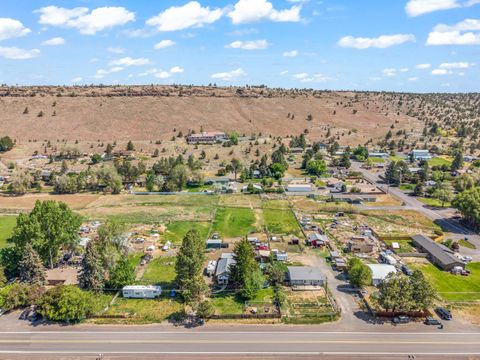 Tiny photo for 2555 SE Paulina Highway, Prineville, OR 97754 (MLS # 220221626)