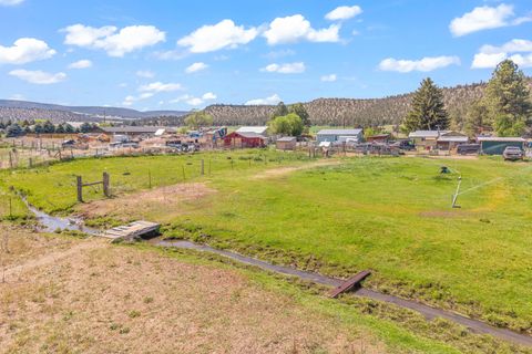 Tiny photo for 2555 SE Paulina Highway, Prineville, OR 97754 (MLS # 220221626)