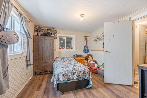 Tiny photo for 2555 SE Paulina Highway, Prineville, OR 97754 (MLS # 220221626)
