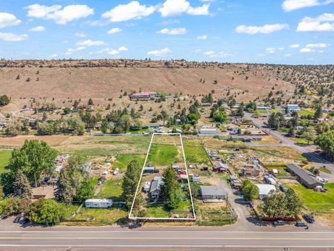 Tiny photo for 2555 SE Paulina Highway, Prineville, OR 97754 (MLS # 220221626)