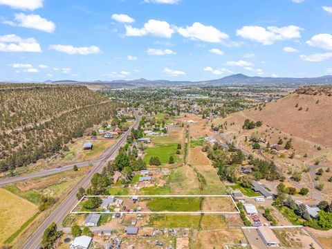 Tiny photo for 2555 SE Paulina Highway, Prineville, OR 97754 (MLS # 220221626)