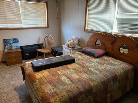 Tiny photo for 2051 Del Moro Street, Klamath Falls, OR 97601 (MLS # 220212789)