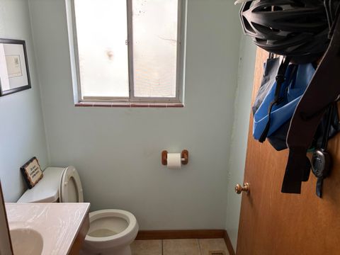 Tiny photo for 2051 Del Moro Street, Klamath Falls, OR 97601 (MLS # 220212789)